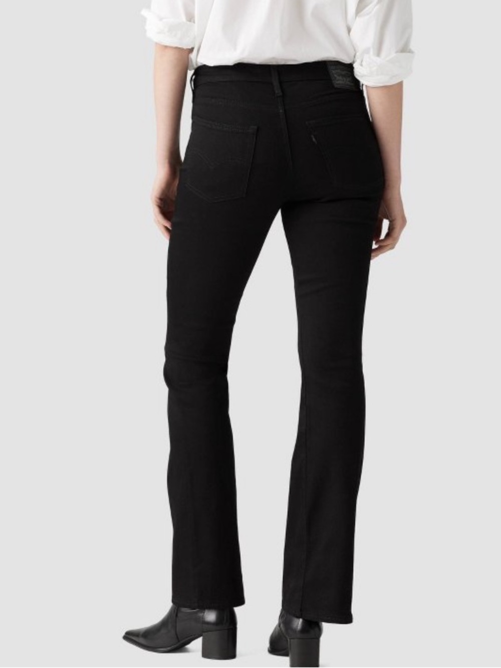 Levi's Women's 725 High-Rise Bootcut Jeans Sz 30/32L NWT